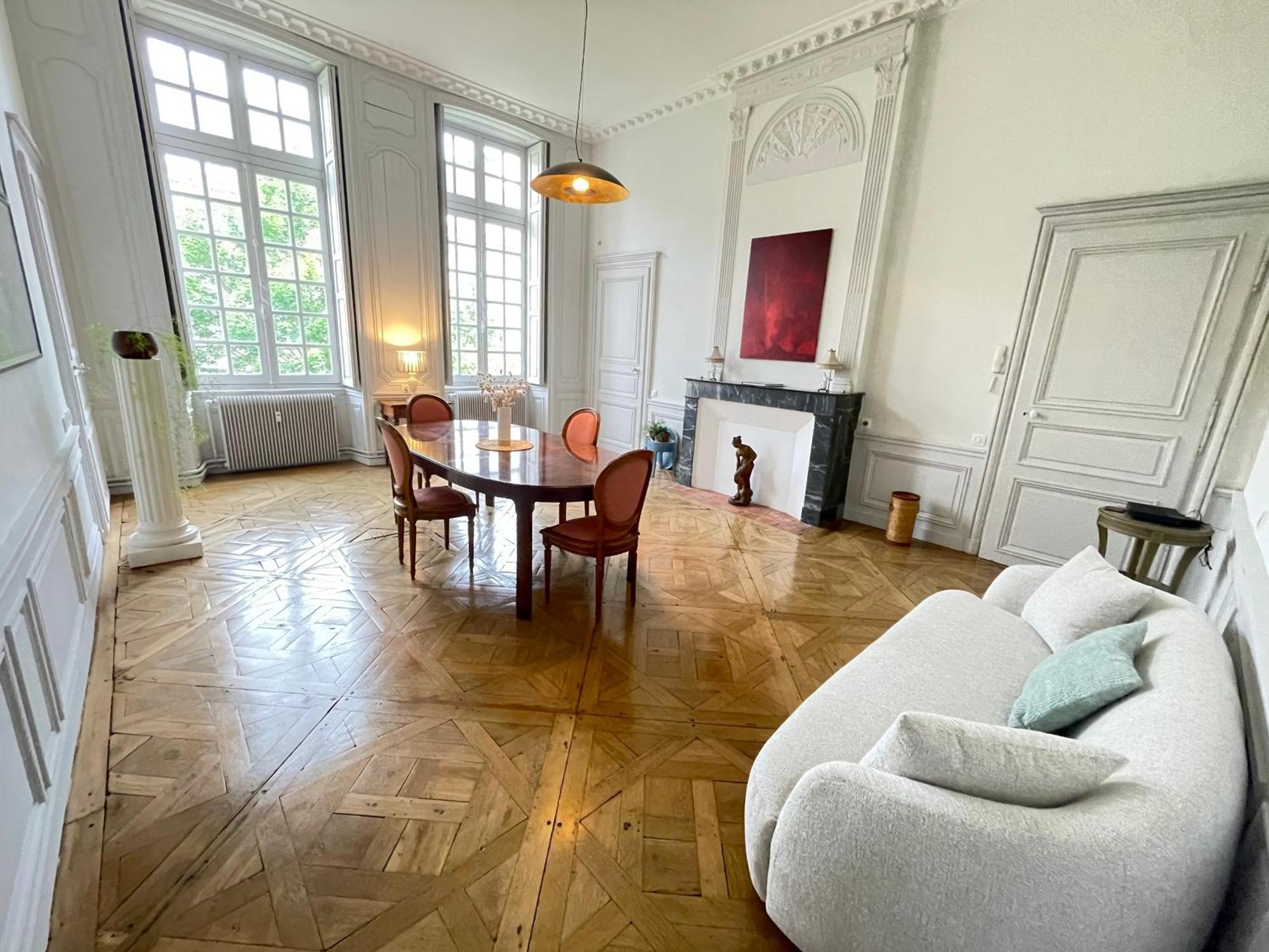 Particulier, Maison Jazey. *