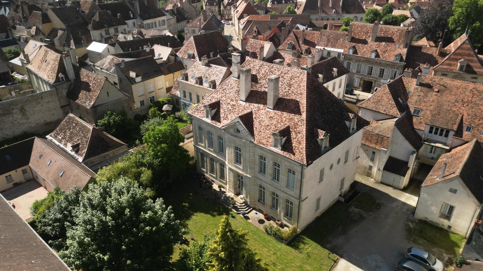 Particulier, Maison Jazey. * Semur-en-Auxois