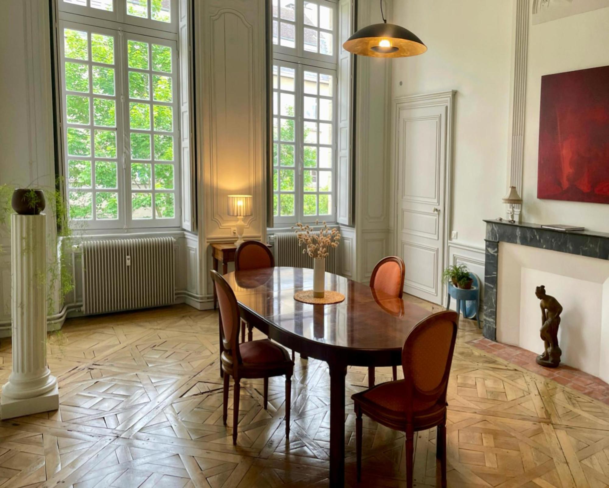 Particulier, Maison Jazey. Semur-en-Auxois